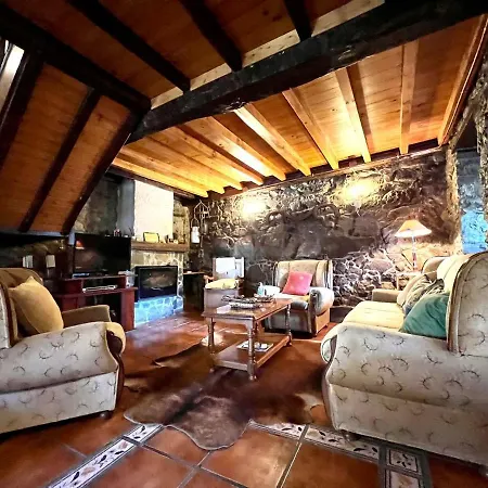 Casa Con 2 Dormitorios, Chimenea, Jardin Y Vista A La Montana Feriehus