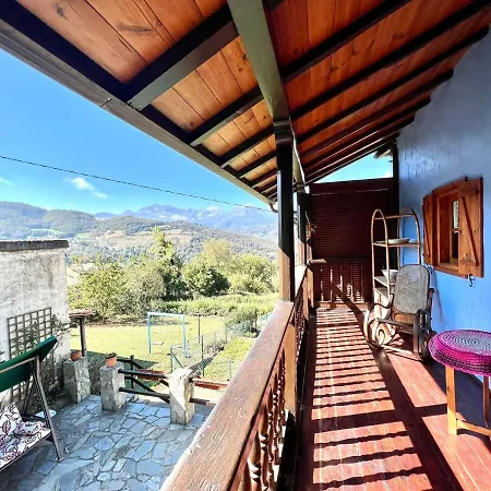 Casa Con 2 Dormitorios, Chimenea, Jardin Y Vista A La Montana