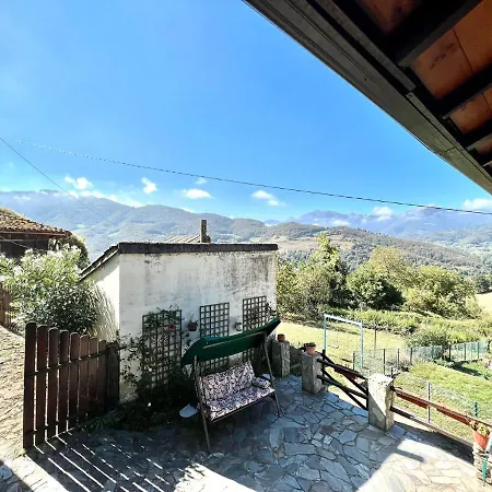 Casa Con 2 Dormitorios, Chimenea, Jardin Y Vista A La Montana Feriehus