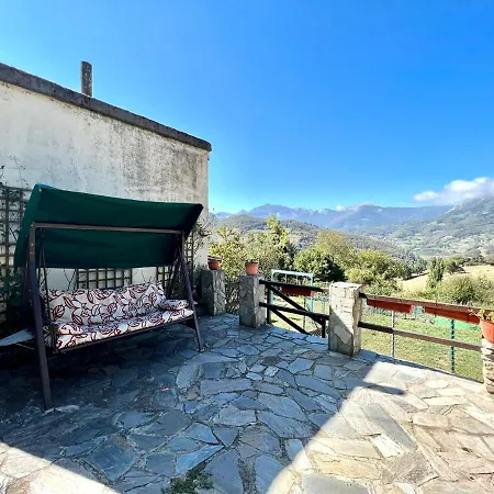 Casa Con 2 Dormitorios, Chimenea, Jardin Y Vista A La Montana Feriehus
