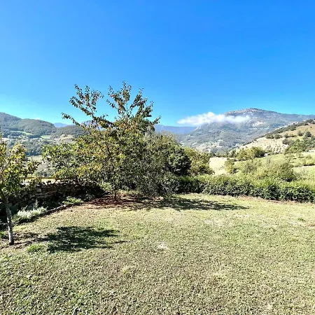 Casa Con 2 Dormitorios, Chimenea, Jardin Y Vista A La Montana Feriehus Campomanes