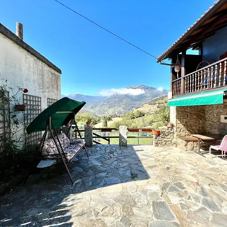 Casa Con 2 Dormitorios, Chimenea, Jardin Y Vista A La Montana Feriehus