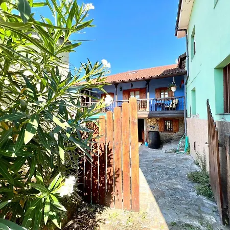 Feriehus Casa Con 2 Dormitorios, Chimenea, Jardin Y Vista A La Montana *